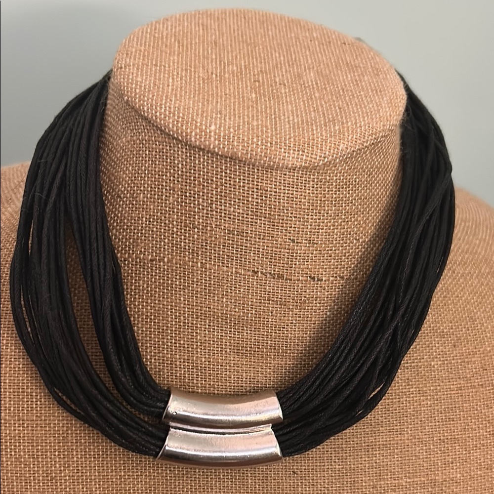 Elegant Black and Silver Necklace